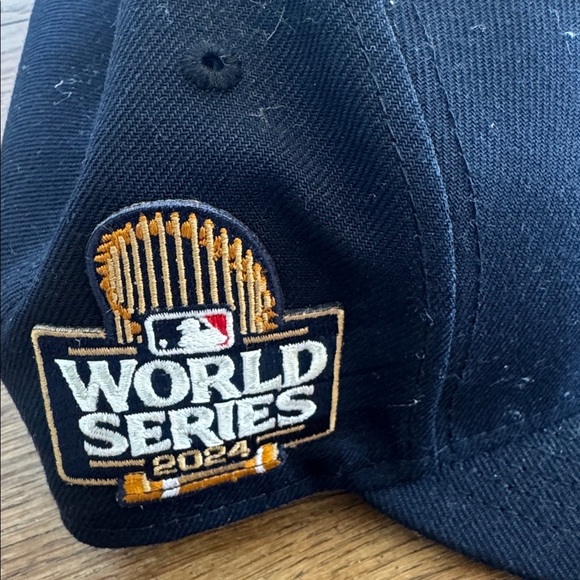 New Era New York Yankees 2024 World Series On Field Hat - Picture 5 of 5